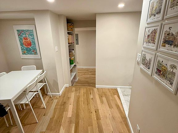 4th image of 120 Charles St #1