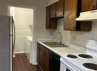 4634 Belle Dr APT D, Metairie, LA 70006