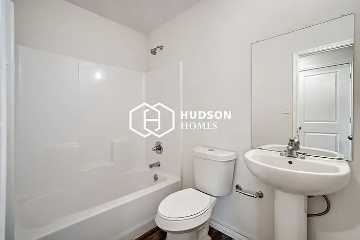 3515 E Colgate St — Photo 10