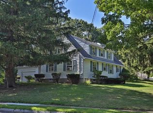 5 Jere Rd, Reading, MA 01867