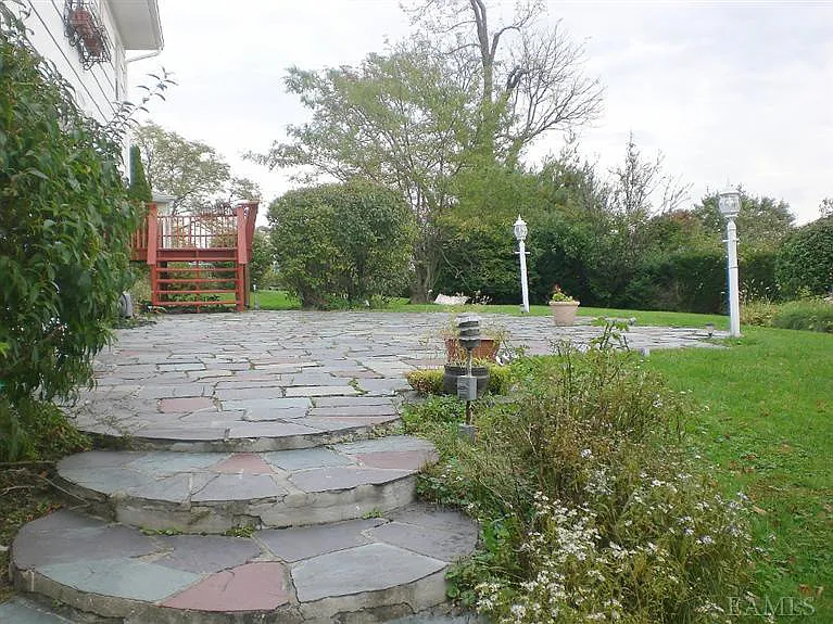 25 Winchester Oval — Photo 6
