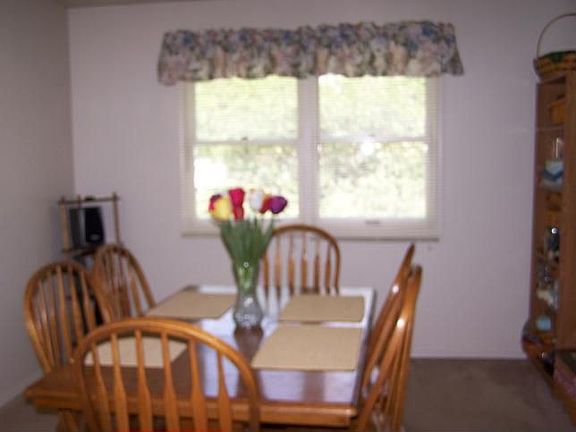 4th image of 53155 Oakton Dr