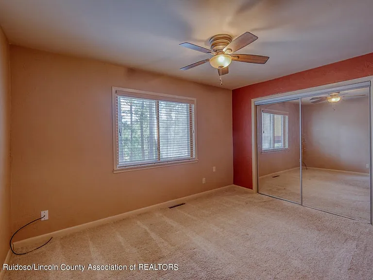 109 Snowcap Dr — Photo 17