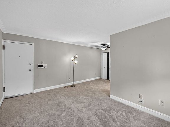 3rd image of 2237 Farrington Ave