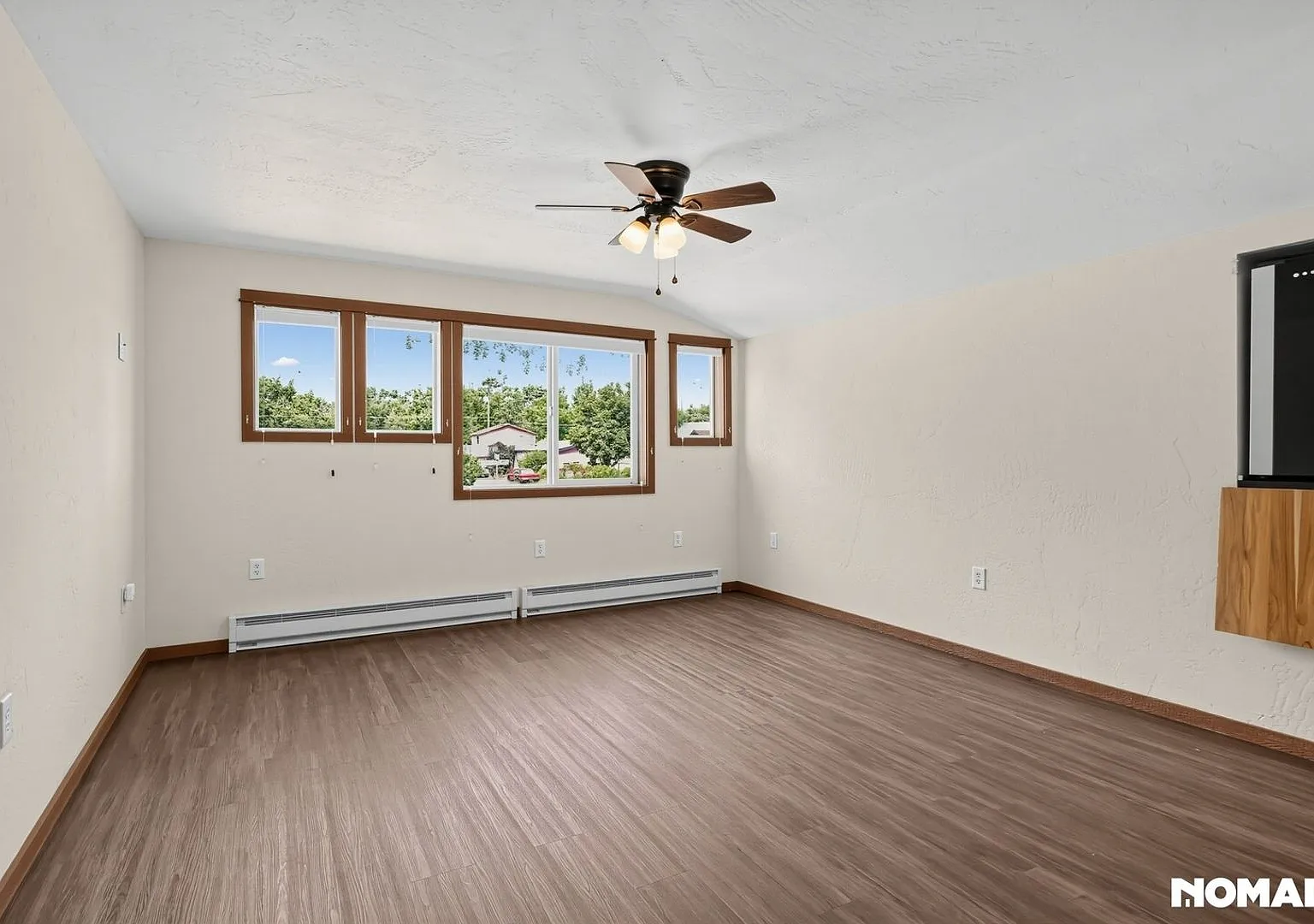 Spacious 5BR House in Missoula — Photo 3