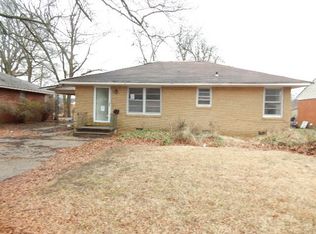 220 S Ruddle Rd, Blytheville, AR 72315