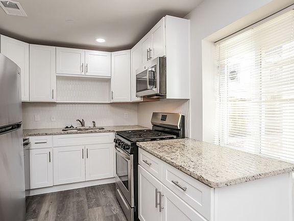 2nd image of 100 Terrace Dr NE APT 8