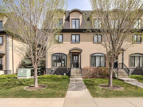 2nd image of 5835 Mullen Pl NW