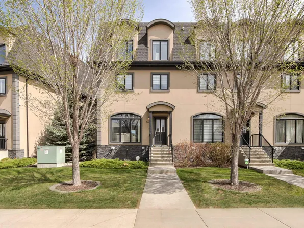 5835 Mullen Pl NW, Edmonton, AB T6R 0T5
