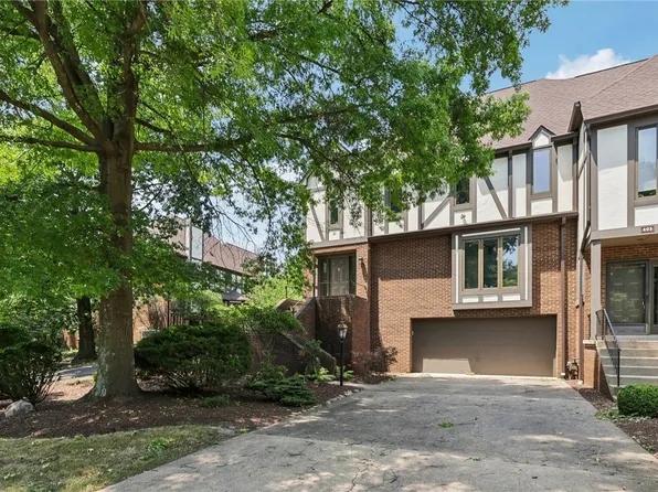 401 Forest Highlands Dr, Pittsburgh, PA 15238