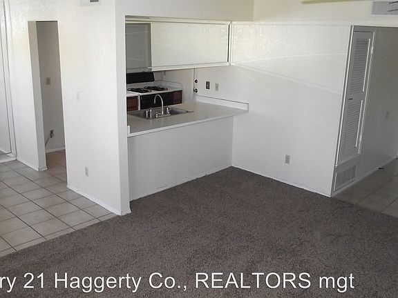 4th image of 10629 Limas Dr