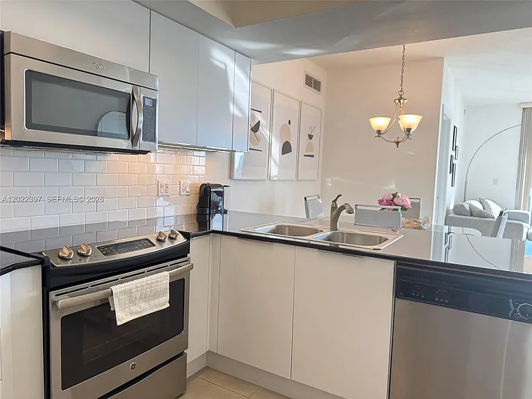 1750 N Bayshore Dr #3314 — Photo 19