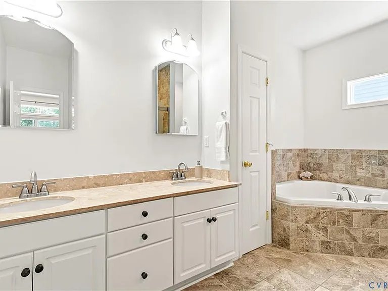 14318 Cove Ridge Pl — Photo 14