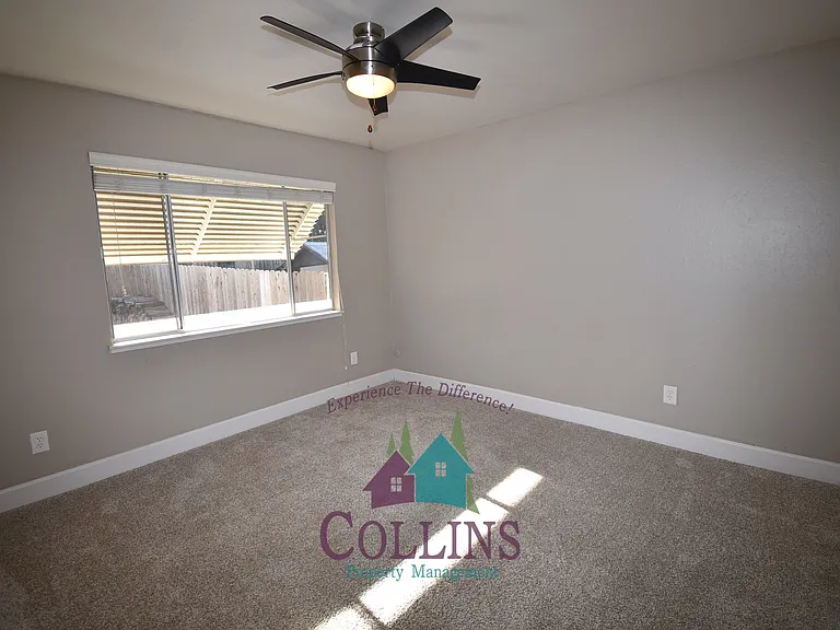 140 Oak St #2 — Photo 14