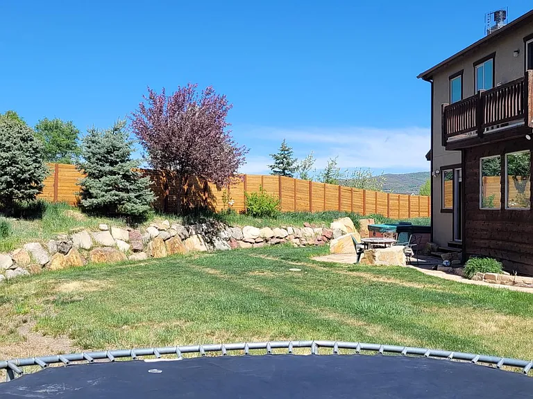 Totally Private Back Yard Area Sorry Trampoline is gone