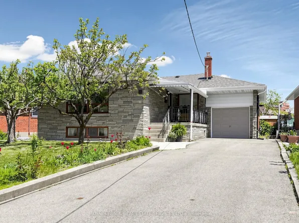 86 Whitburn Cres, Toronto, ON M3M 2S4