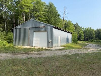 233 E Sunset Dr, Roscommon, MI, 48653