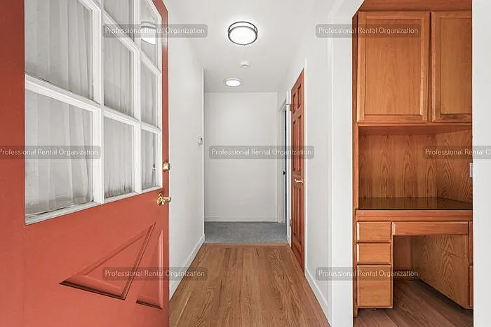 3 bed, 2.5 bath, 1598 sqft, $4,350 — Photo 4