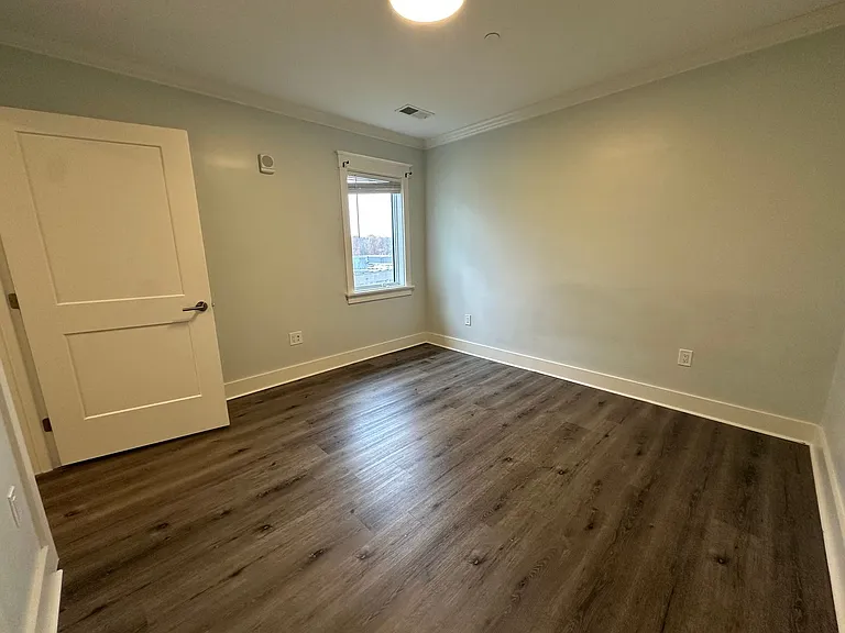 13-18 Hennery Way — Photo 34