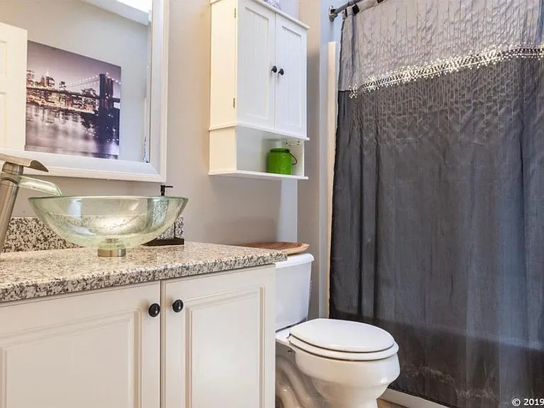 8404 SW 66th Ln — Photo 13