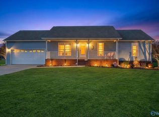 25151 Scarlett Ln, Athens, AL 35613