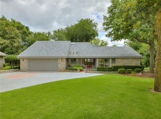 6 Rustic Hills St, Norman, OK 73072