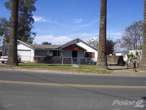 2nd image of 322 E Worth Ave