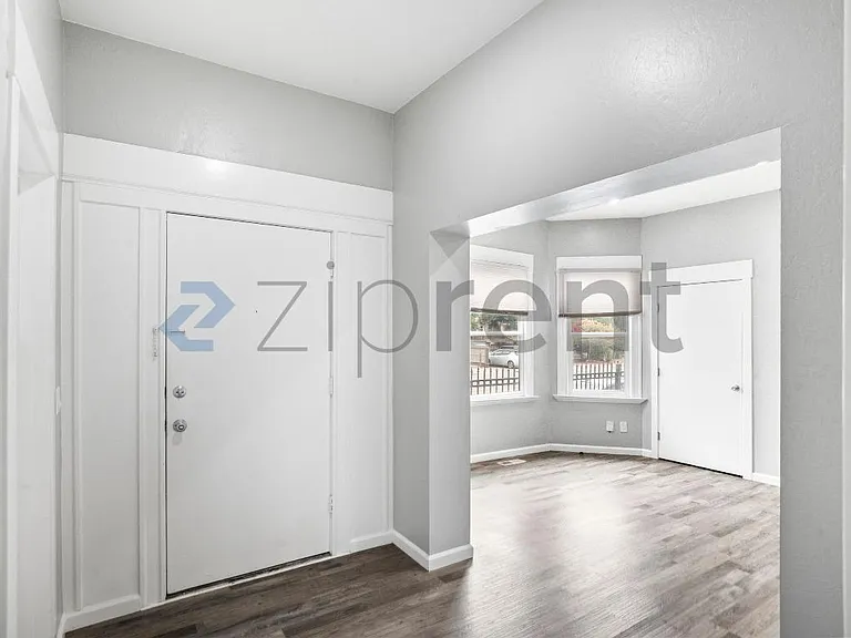 1202 Adeline St — Photo 5