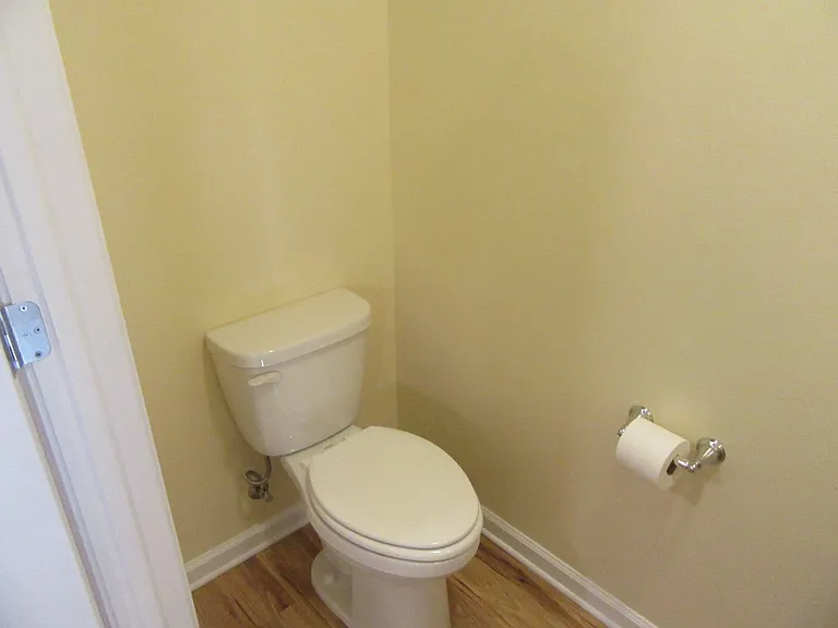 307 Wilson Ave #17 — Photo 44