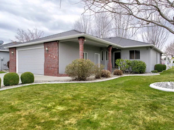 106 Innisbrook Ln, Pasco, WA 99301