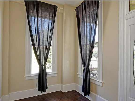 5th image of 133 Carolina St #1