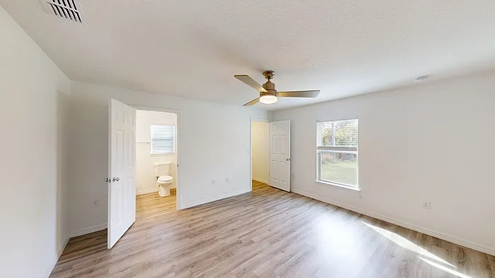 3238 Jupiter Blvd SE — Photo 6