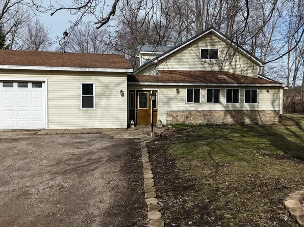 5300 Blair Rd, Reading, MI 49274