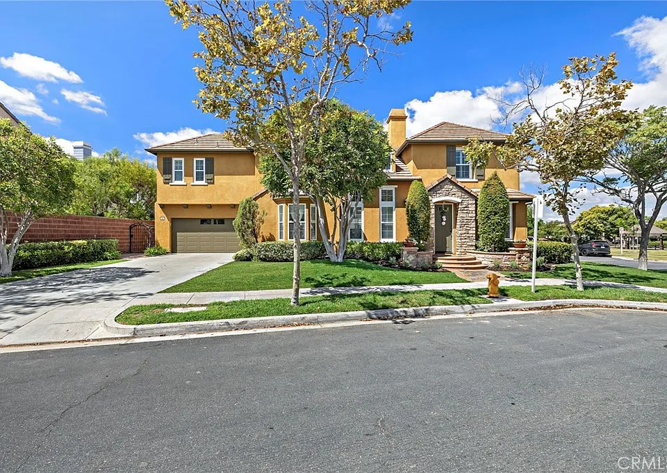 63 Tuberose St