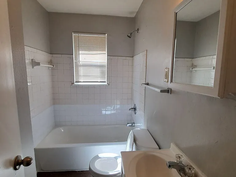 2655 Whitman Ave — Photo 7