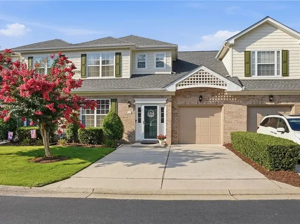 1425 Otterbourne Cir, Chesapeake, VA 23320