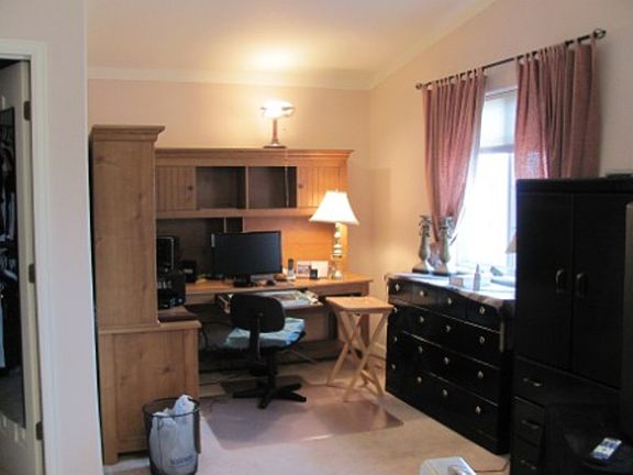 Nook in MB/computer/sitting