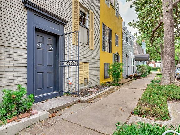 2 covered parking spaces available. As well as plenty of str