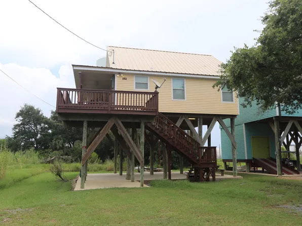 192 Walnut Ln, Grand Isle, LA 70358
