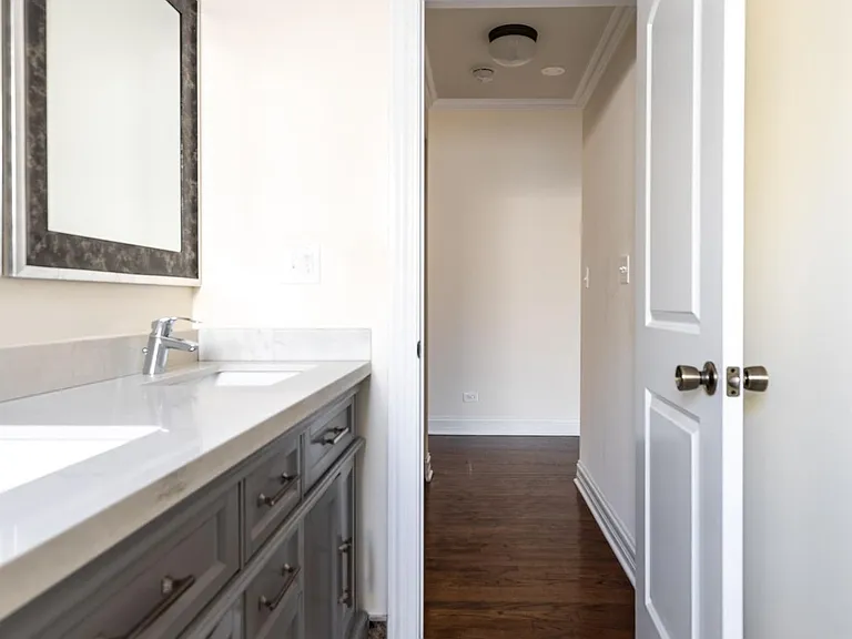 3743 N Albany Ave #A — Photo 20