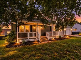 10 Wesley Rd, Broad Brook, CT 06016