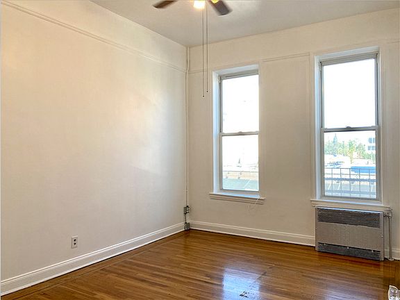 2nd image of 325 Graham Ave #2A