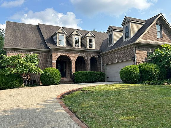 3rd image of 1209 Birmingham Ln