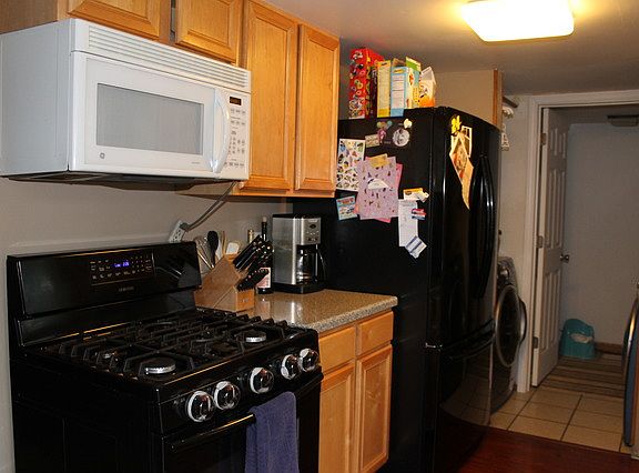 5th image of 1772 Goddard Ln