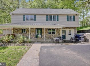 23 Boyer Rd, Fleetwood, PA 19522