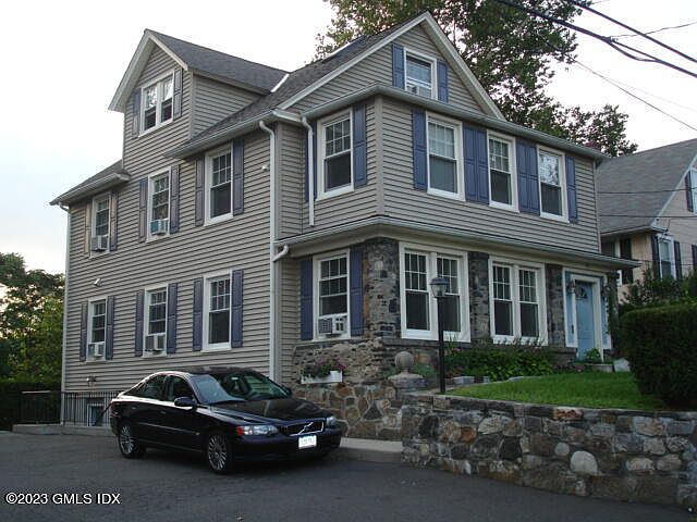 1st image of 48 Le Grande Ave APT 3