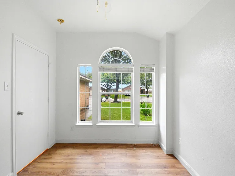 111 Thunder Basin Dr — Photo 22