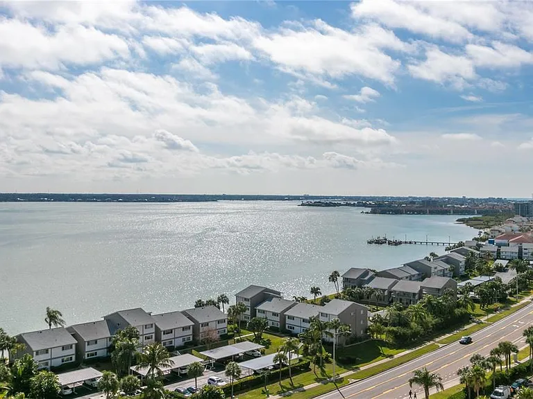 1270 Gulf Blvd #708 — Photo 43