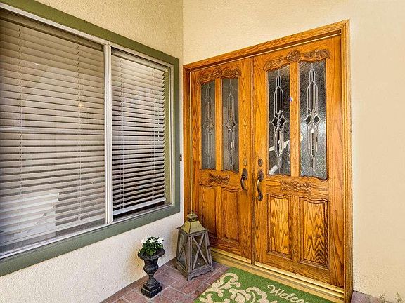 5th image of 1822 Peppertree Ct