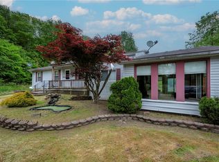 7544 Stoddard Hayes Rd, Farmdale, OH 44417